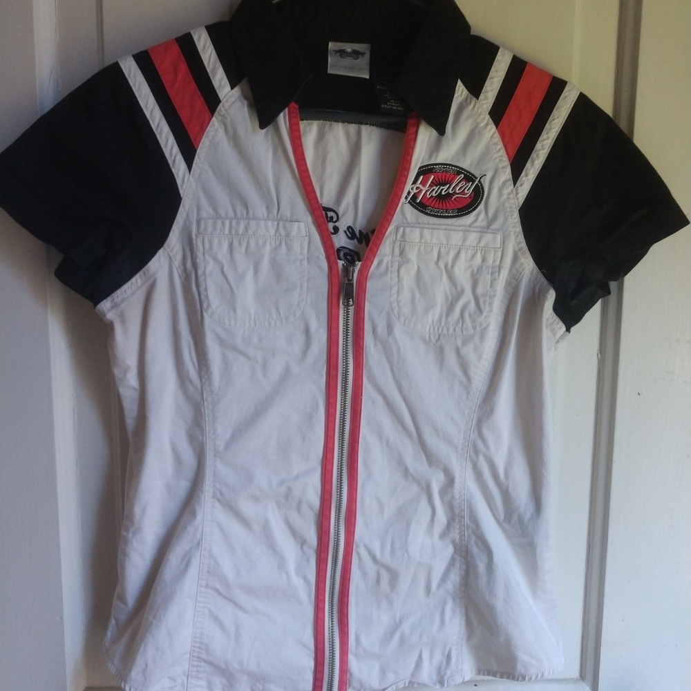 Harley-Davidson shirt
